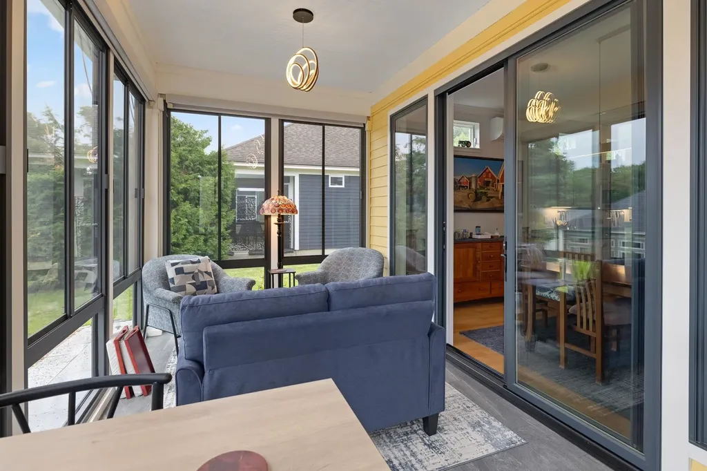 28 Fountain Way Lebanon NH 03784