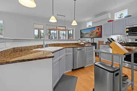 28 Fountain Way Lebanon NH 03784