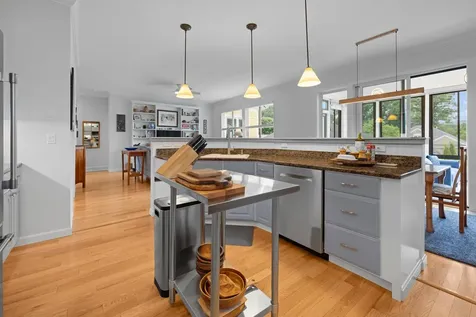 28 Fountain Way Lebanon NH 03784