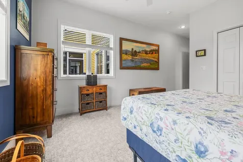 28 Fountain Way Lebanon NH 03784