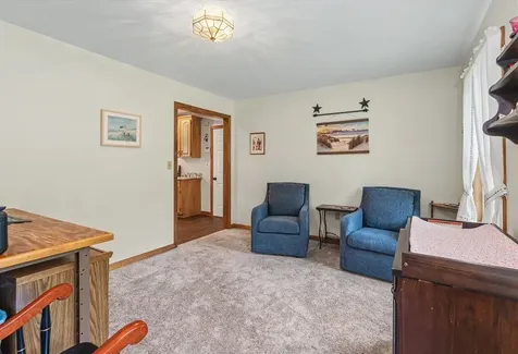 33 Colleen Drive Salem NH 03079