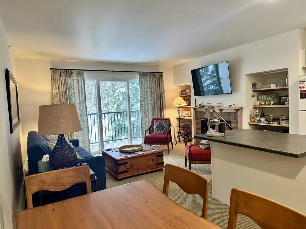 251 Mountainside Drive Warren VT 05674