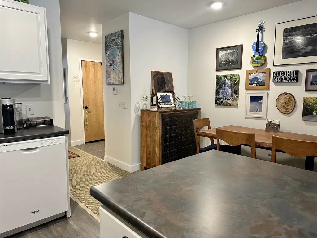251 Mountainside Drive Warren VT 05674