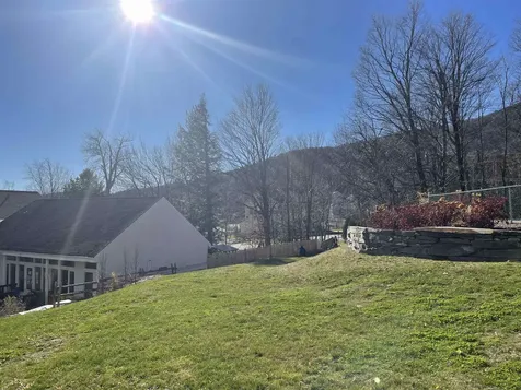251 Mountainside Drive Warren VT 05674