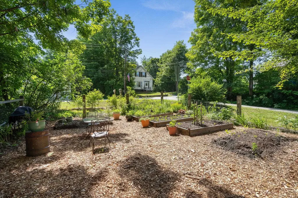 22 Slaughterhouse Road Northfield VT 05663