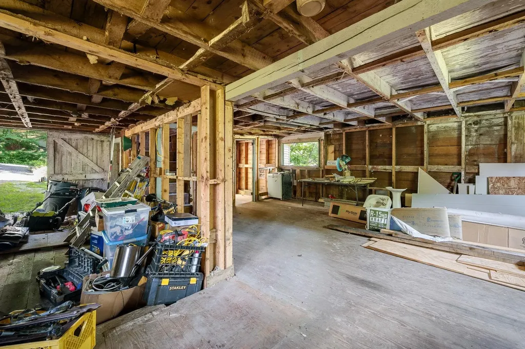 22 Slaughterhouse Road Northfield VT 05663