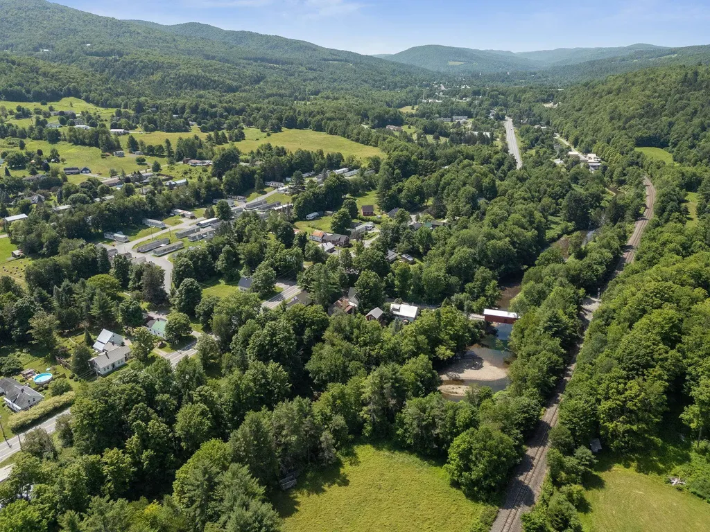 22 Slaughterhouse Road Northfield VT 05663