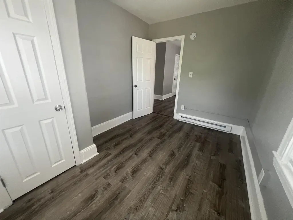76 Ledge Street Nashua NH 03060
