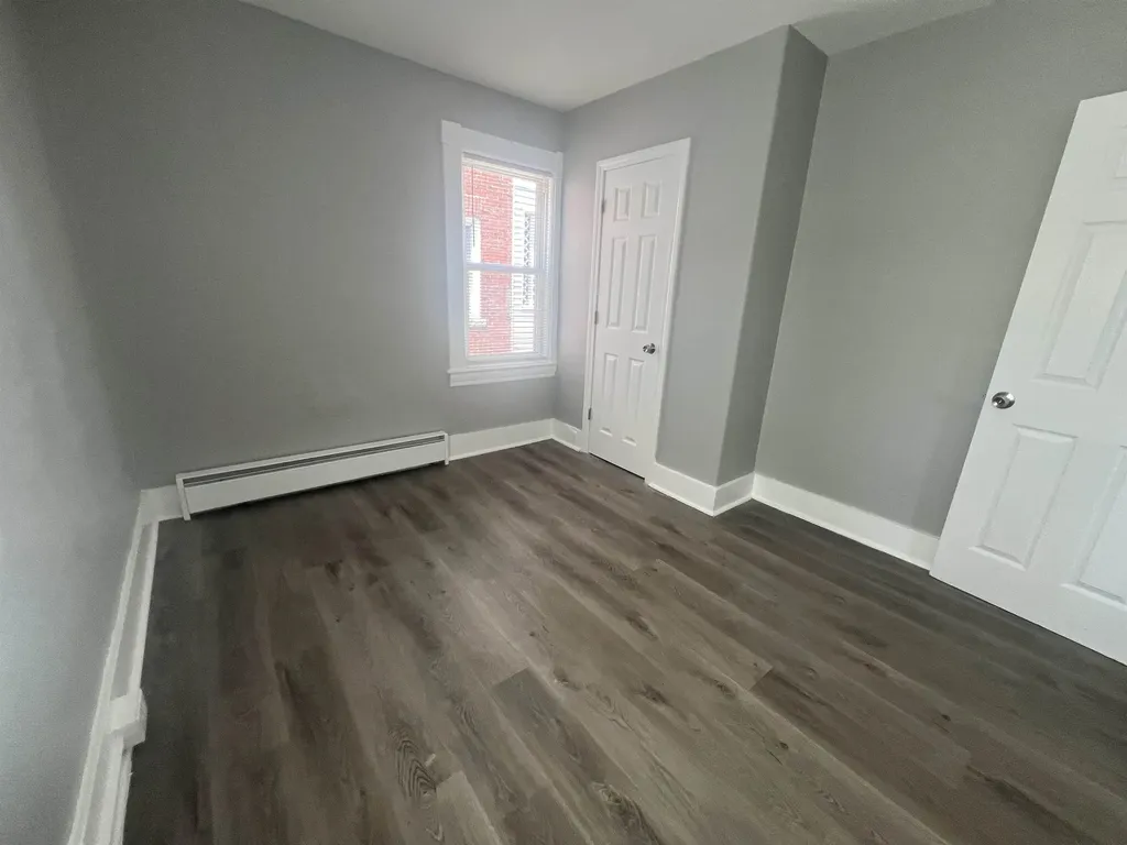 76 Ledge Street Nashua NH 03060