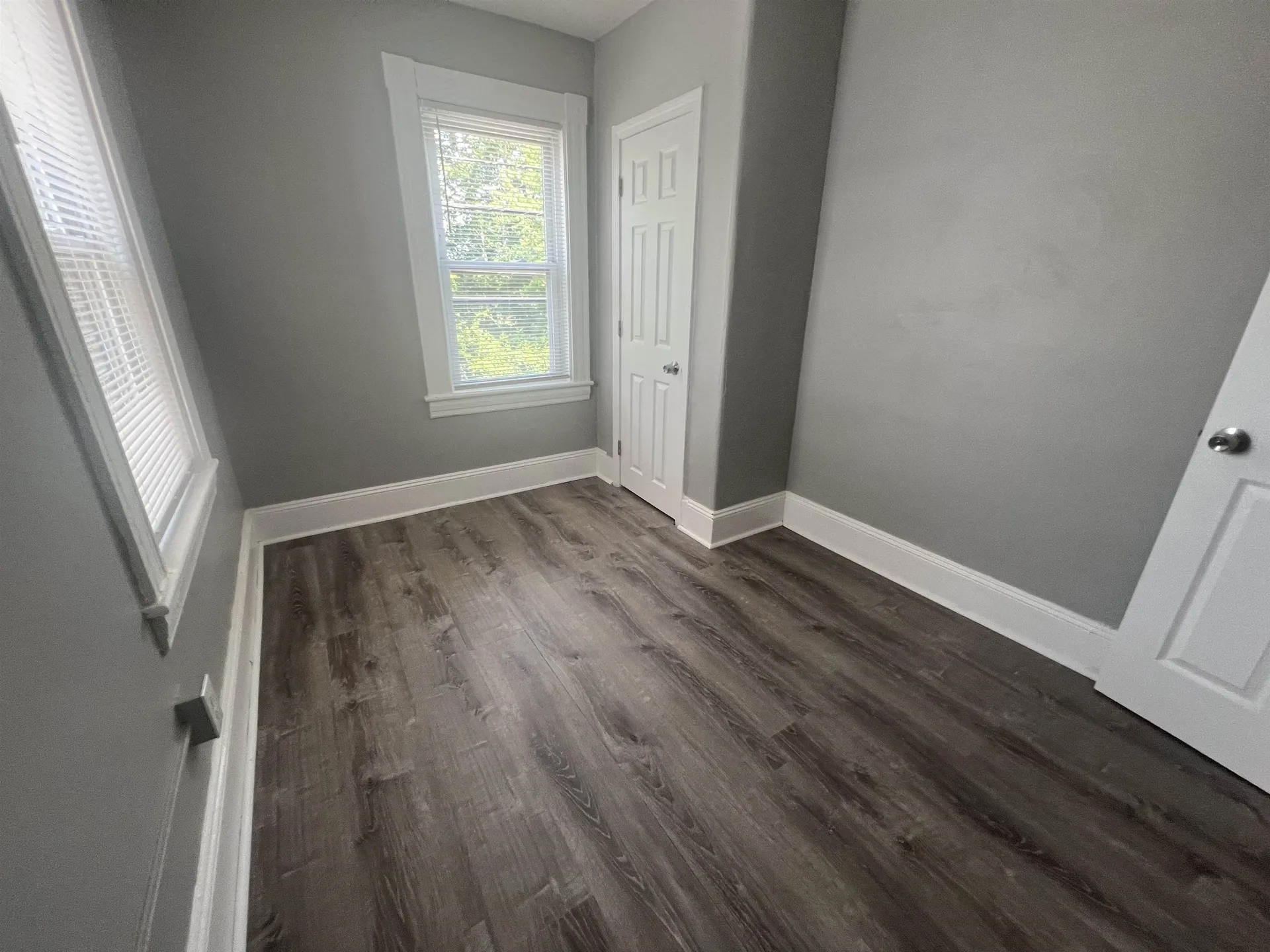 76 Ledge Street Nashua NH 03060