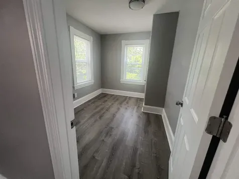 76 Ledge Street Nashua NH 03060