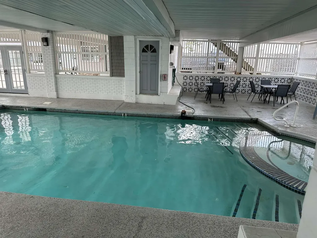6 Ashworth Avenue Hampton NH 03842