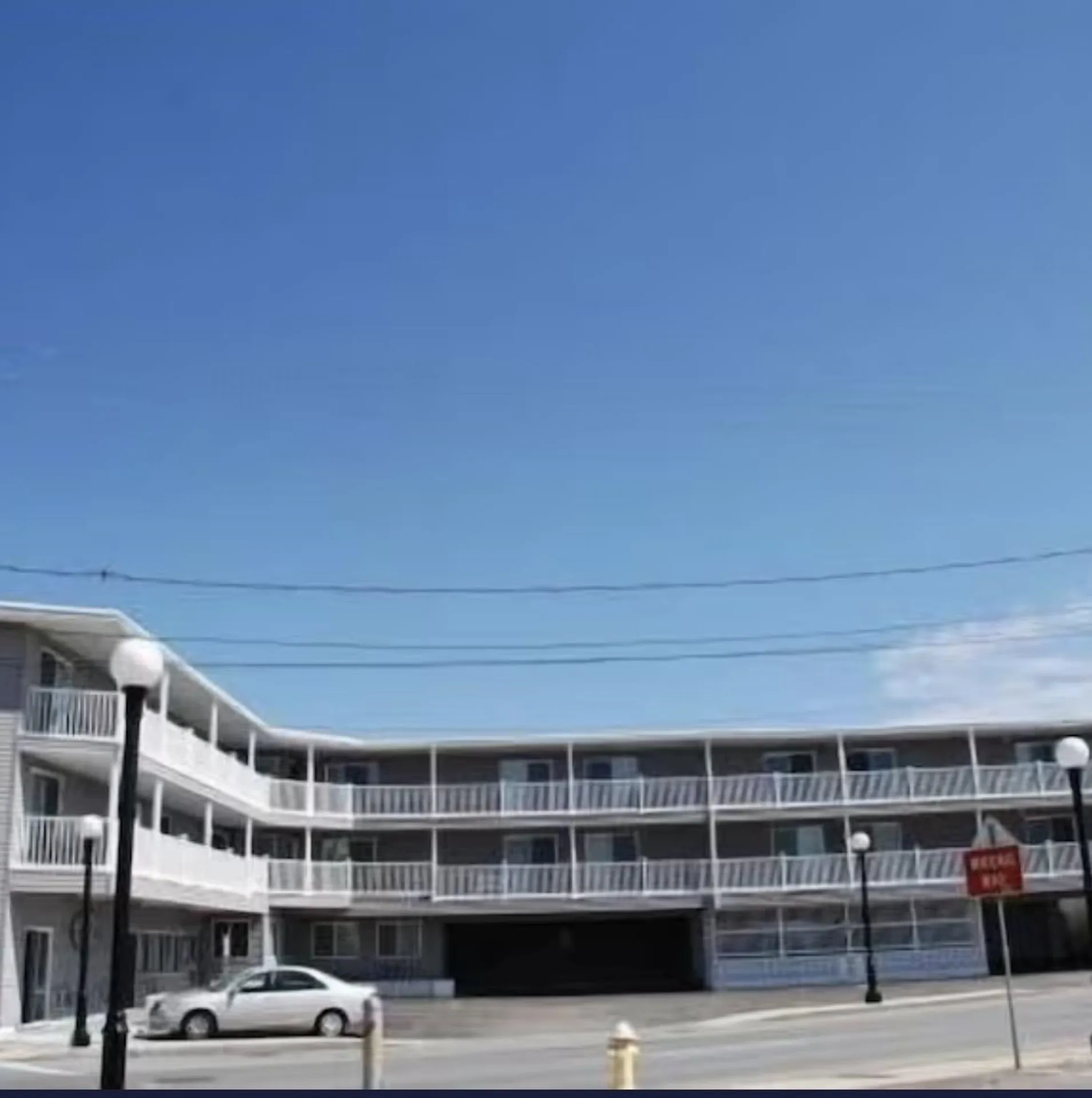 6 Ashworth Avenue Hampton NH 03842