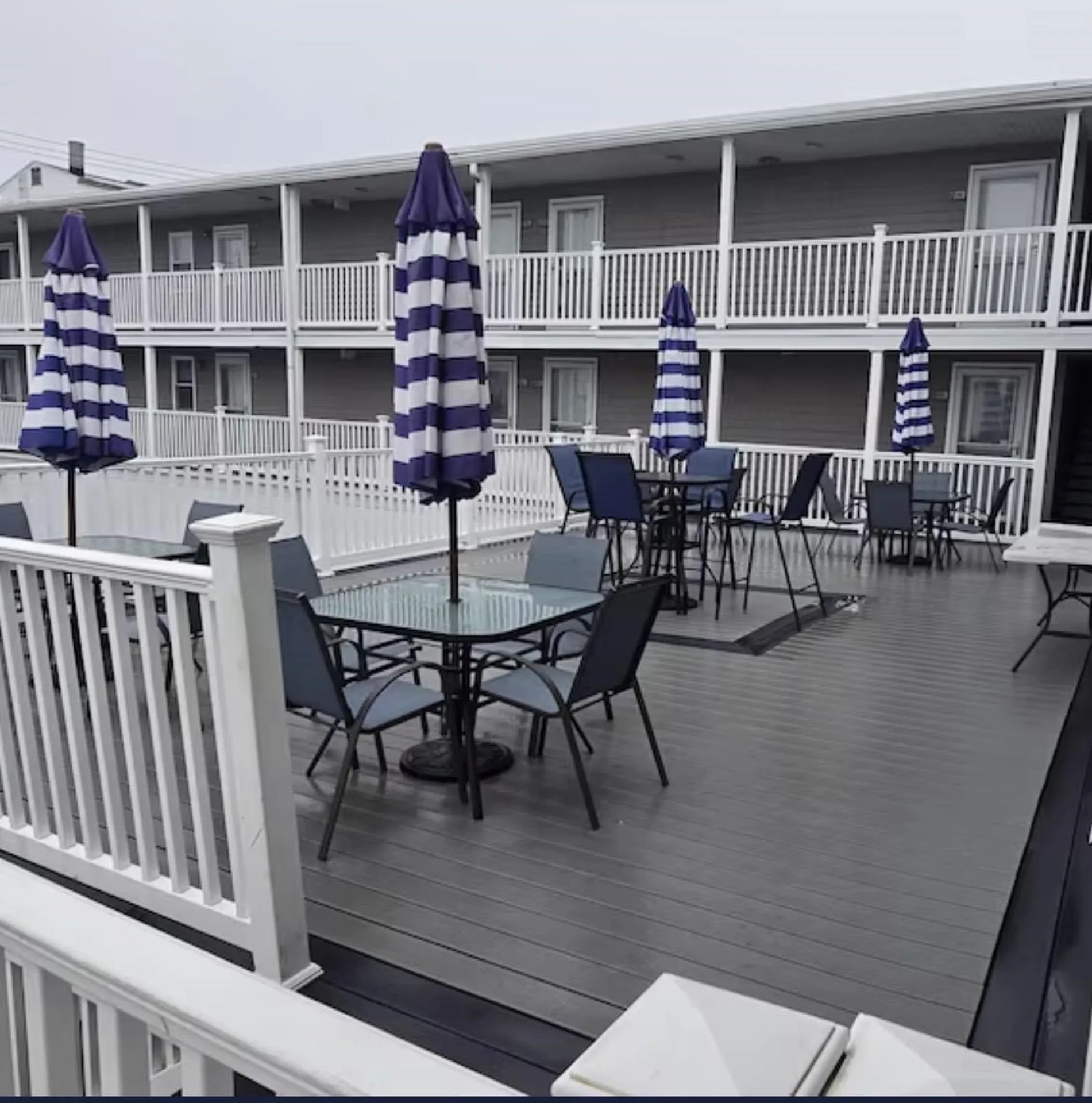6 Ashworth Avenue Hampton NH 03842