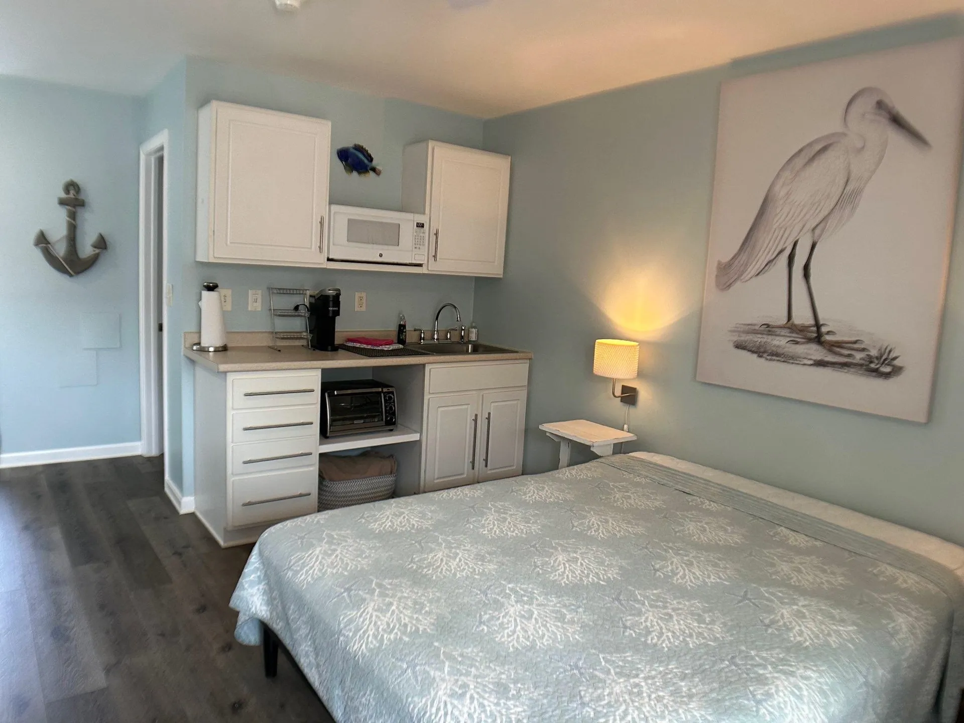 6 Ashworth Avenue Hampton NH 03842