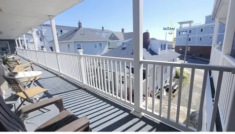 6 Ashworth Avenue Hampton NH 03842