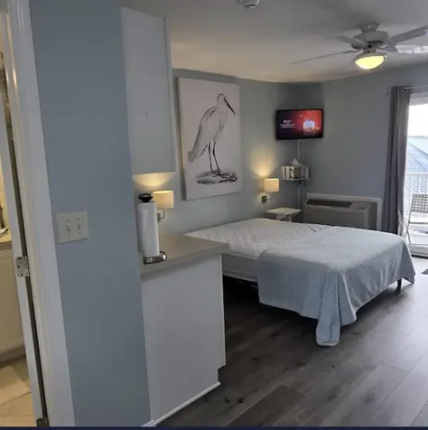 6 Ashworth Avenue Hampton NH 03842