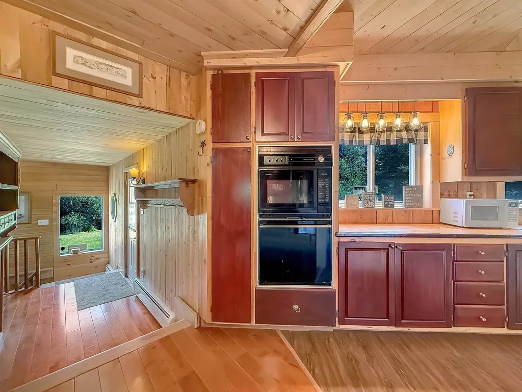 517 River Road Canaan VT 05902