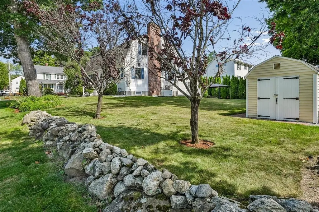27 Lexington Avenue Manchester NH 03104