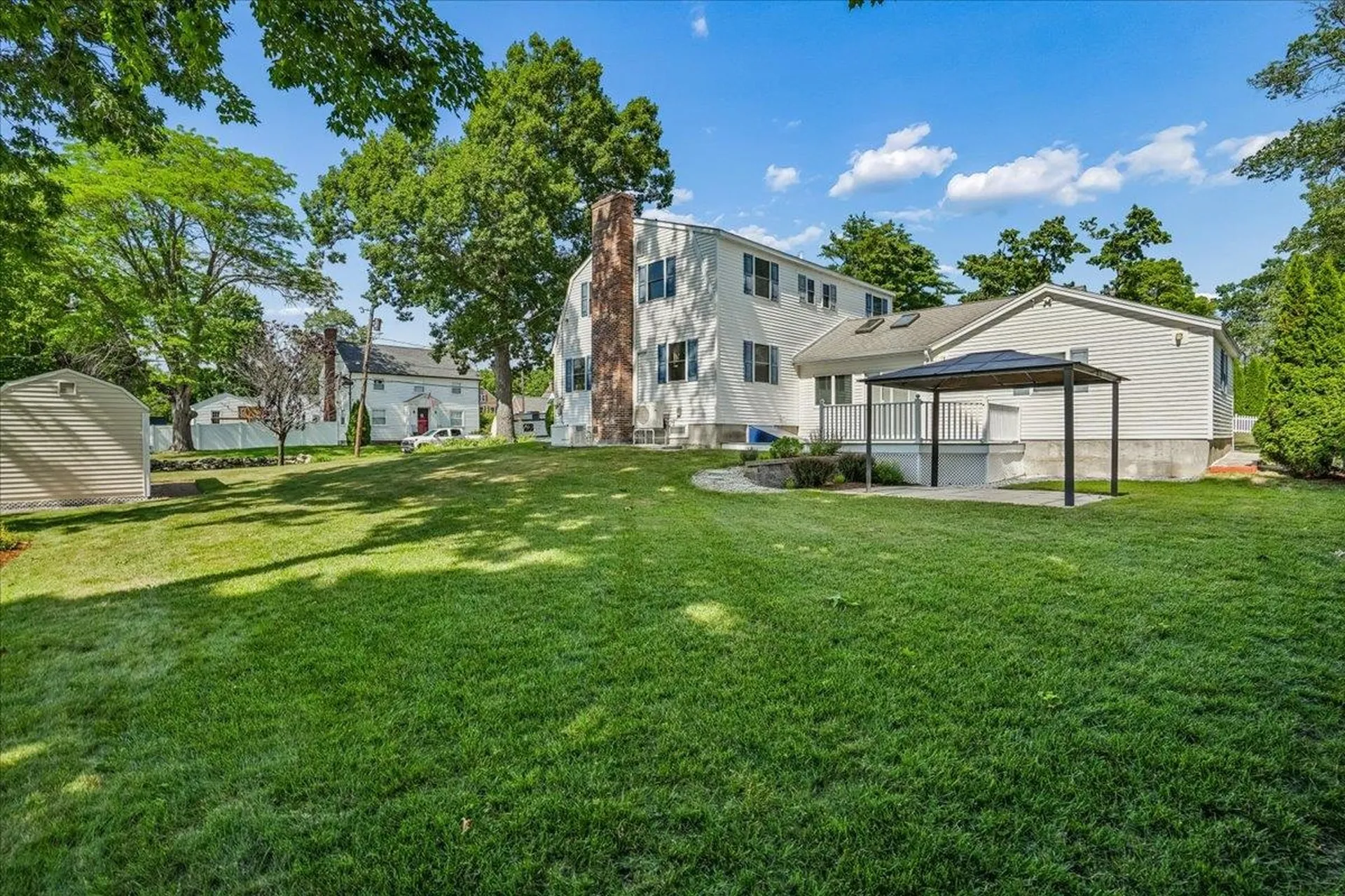 27 Lexington Avenue Manchester NH 03104