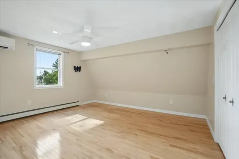 27 Lexington Avenue Manchester NH 03104