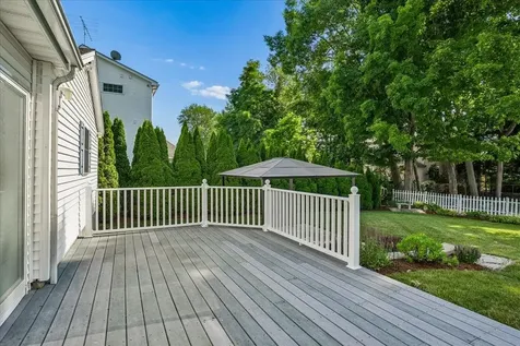 27 Lexington Avenue Manchester NH 03104