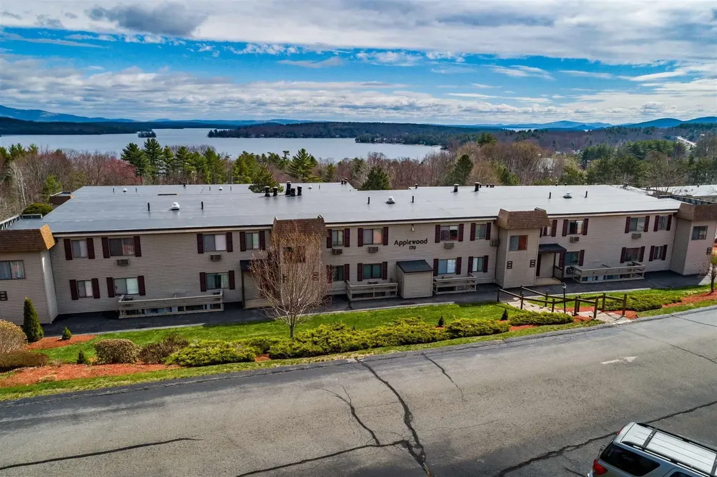 178 Treetop Circle Laconia NH 03246
