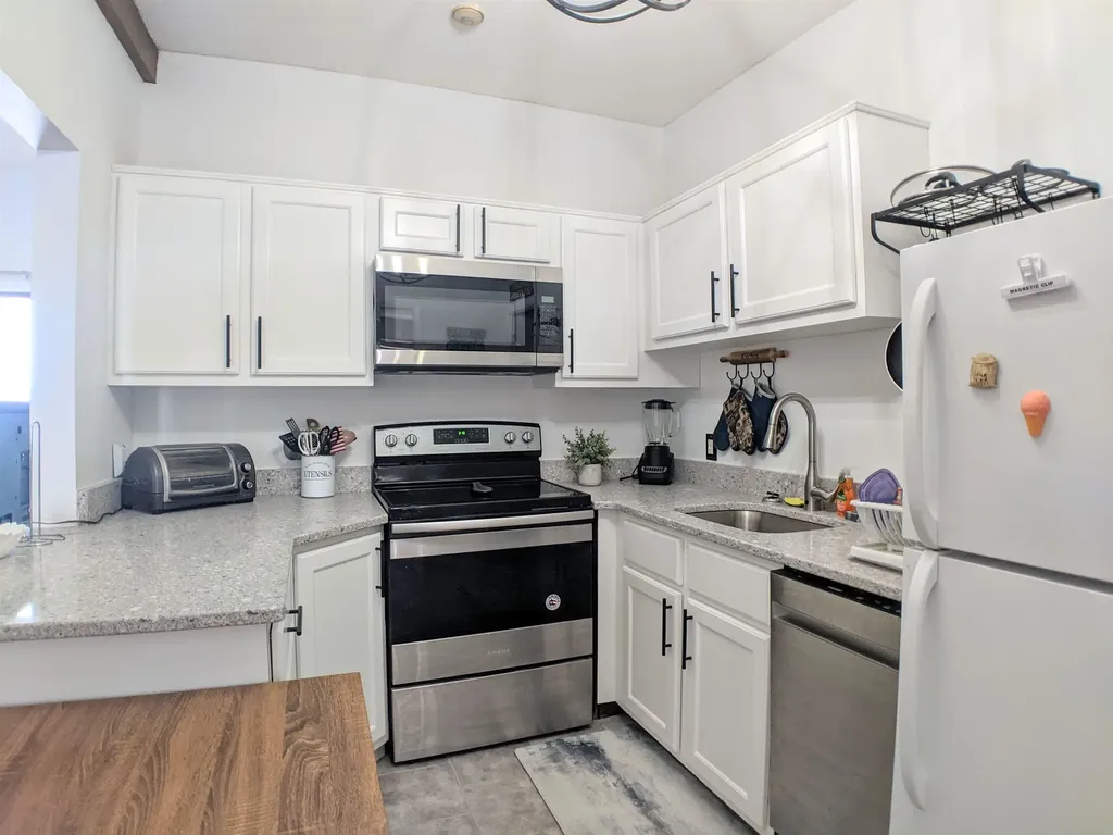178 Treetop Circle Laconia NH 03246