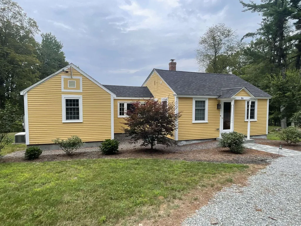 86 Peterborough Road Hancock NH 03449