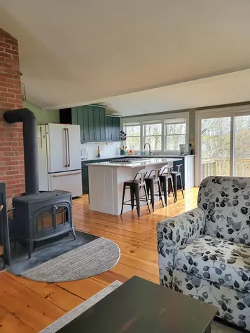 86 Peterborough Road Hancock NH 03449