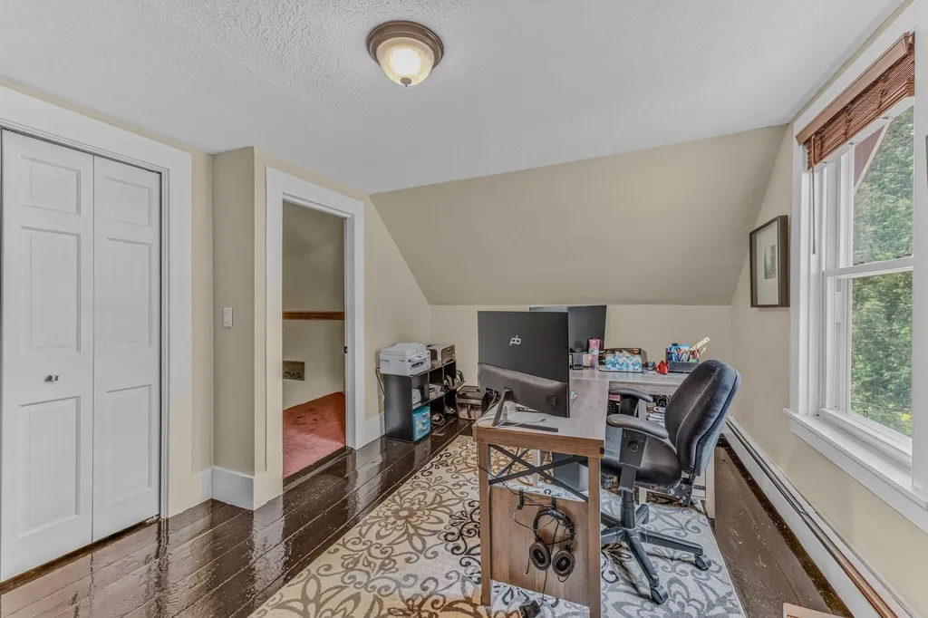 5294 Main S Street Newbury VT 05051