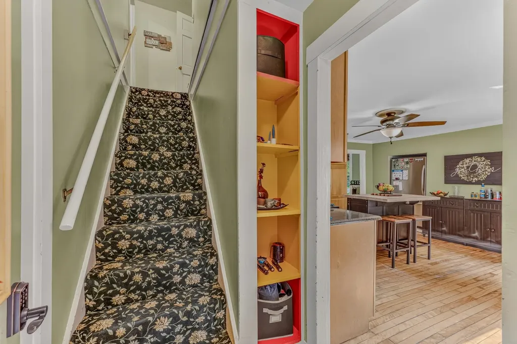 5294 Main S Street Newbury VT 05051