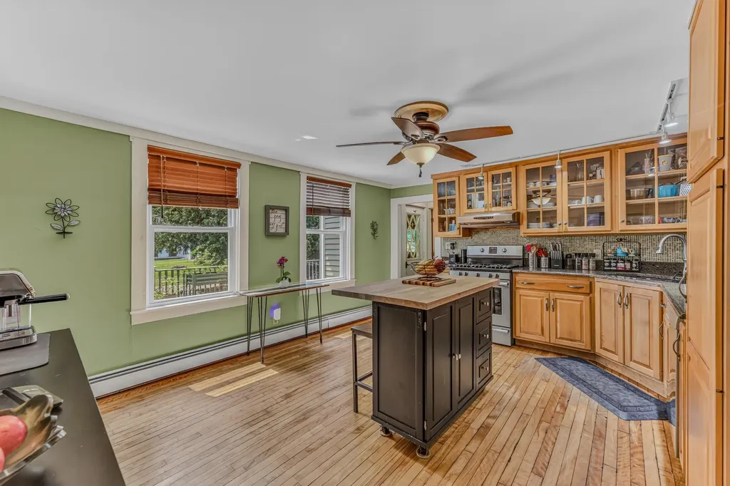 5294 Main S Street Newbury VT 05051