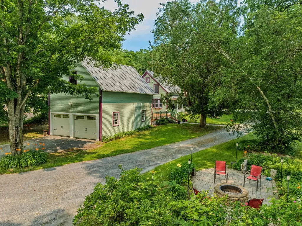 5294 Main S Street Newbury VT 05051