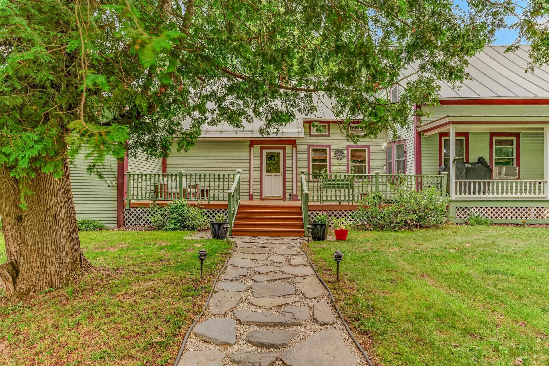 5294 Main S Street Newbury VT 05051