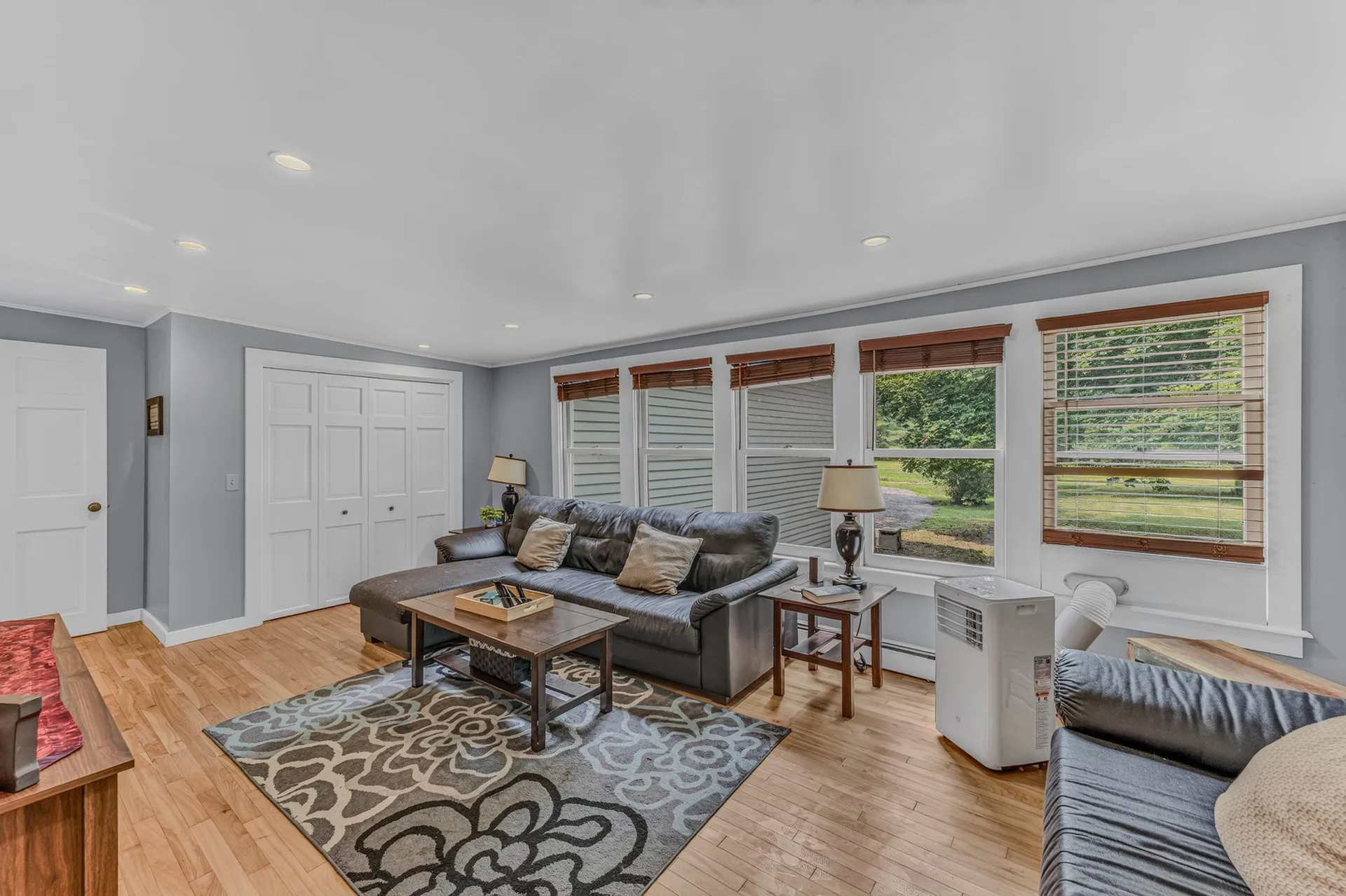 5294 Main S Street Newbury VT 05051