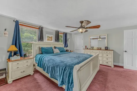 5294 Main S Street Newbury VT 05051