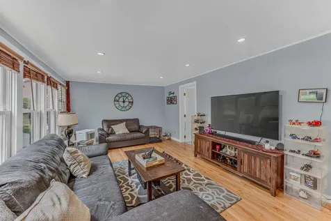 5294 Main S Street Newbury VT 05051