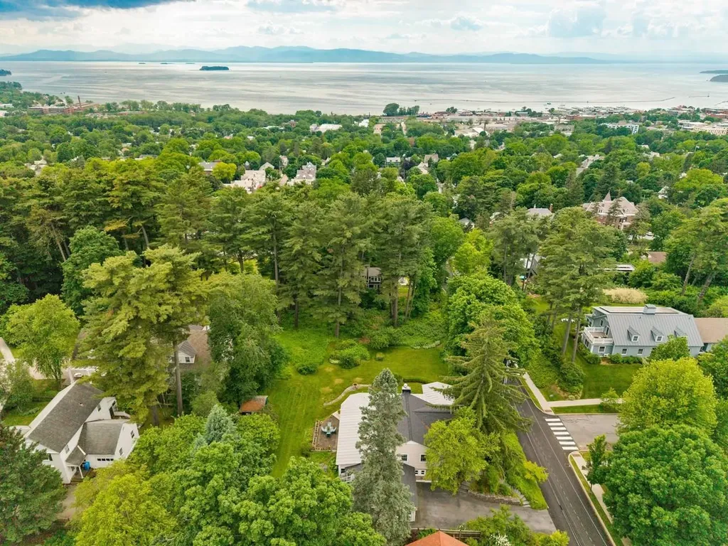 125 Cliff Street Burlington VT 05401