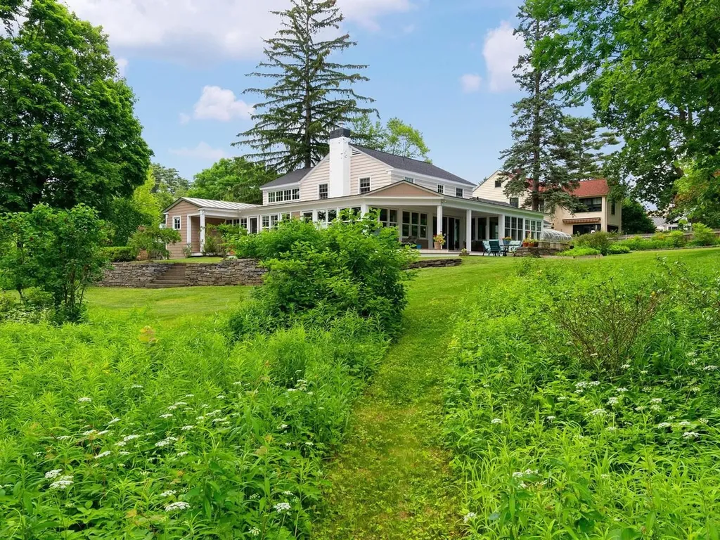 125 Cliff Street Burlington VT 05401