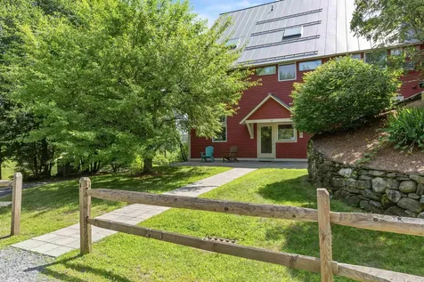 16 Hemlock Ridge Drive Hartford VT 05001