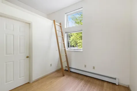 16 Hemlock Ridge Drive Hartford VT 05001