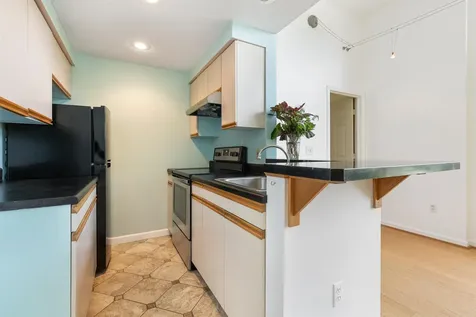 16 Hemlock Ridge Drive Hartford VT 05001