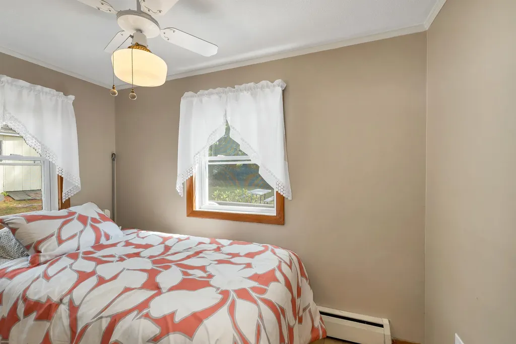 32 Bay Shore Drive Sanbornton NH 03269