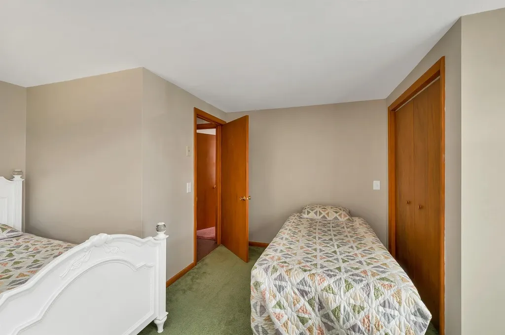 32 Bay Shore Drive Sanbornton NH 03269