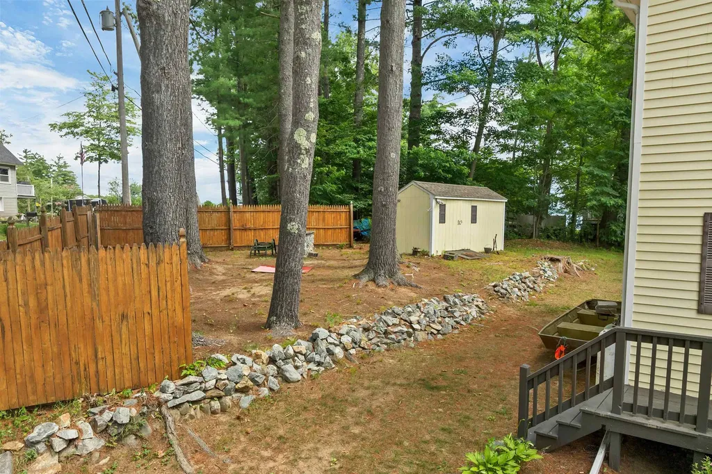 32 Bay Shore Drive Sanbornton NH 03269