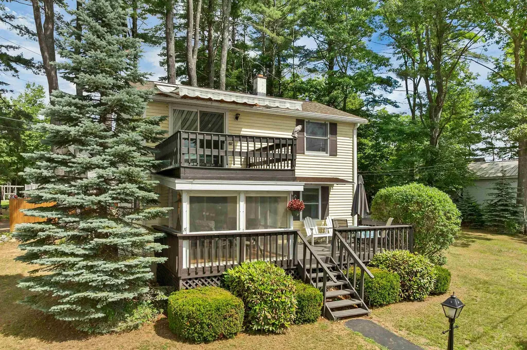 32 Bay Shore Drive Sanbornton NH 03269