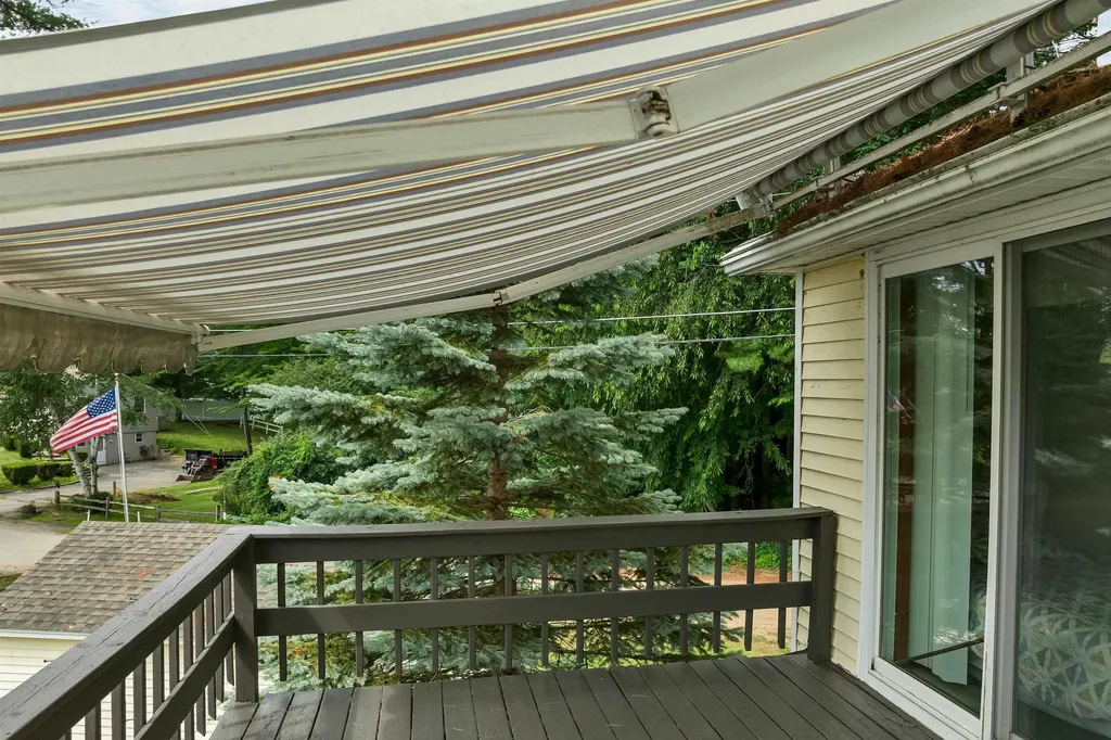 32 Bay Shore Drive Sanbornton NH 03269