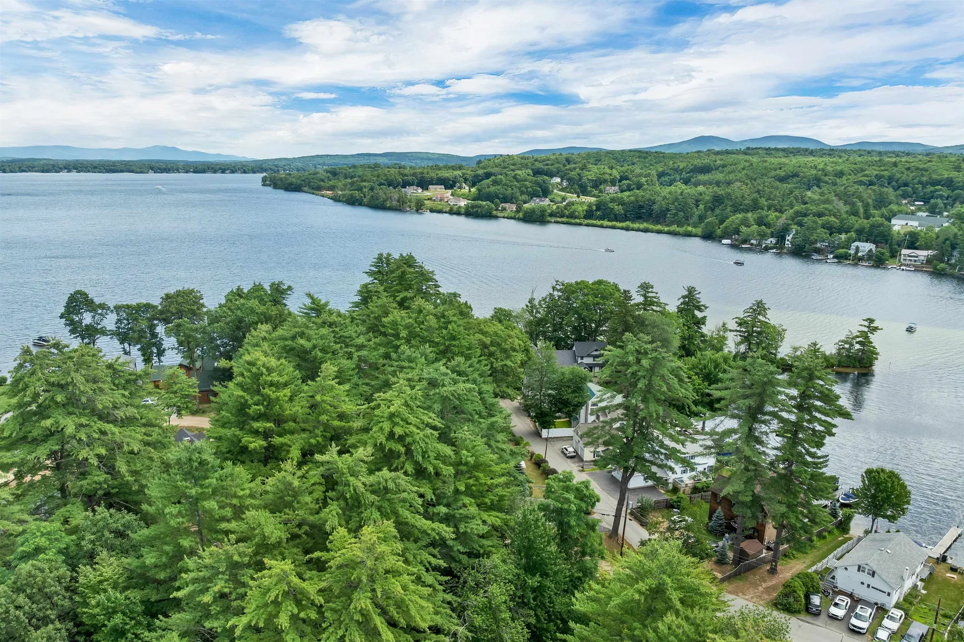32 Bay Shore Drive Sanbornton NH 03269