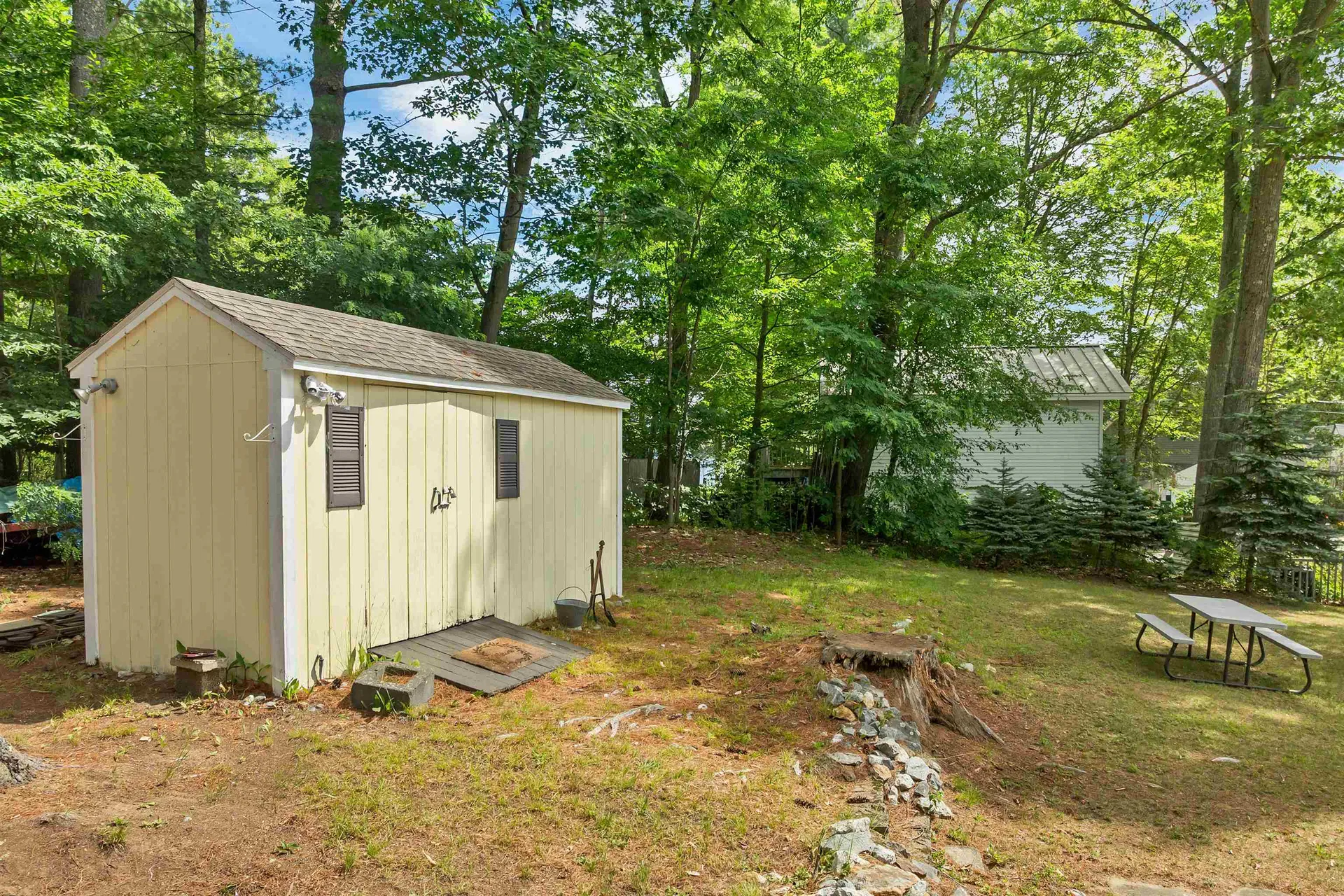 32 Bay Shore Drive Sanbornton NH 03269